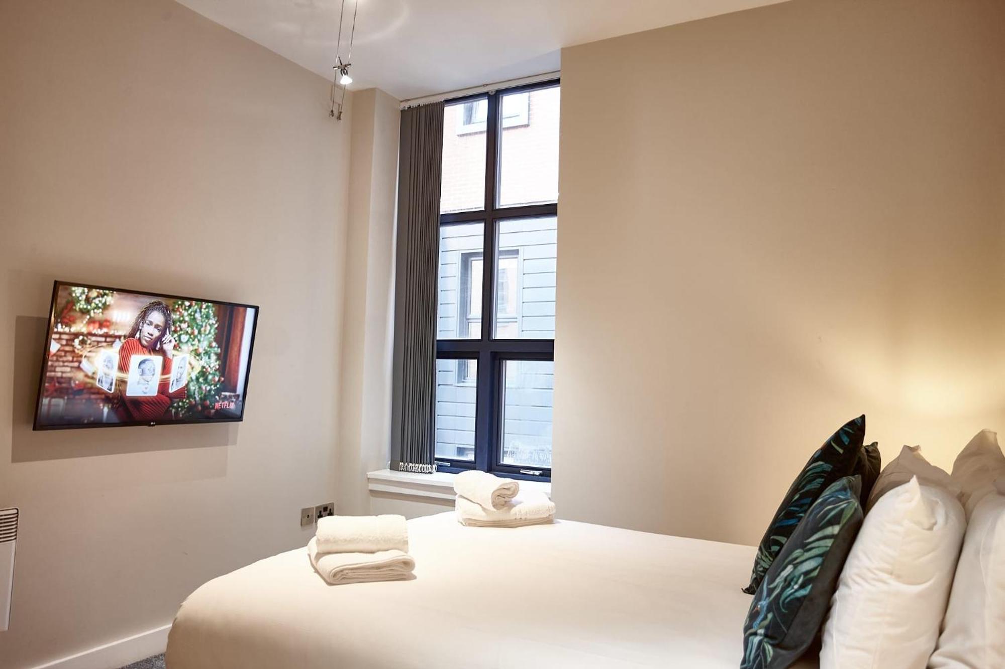 The Jade Apartment *